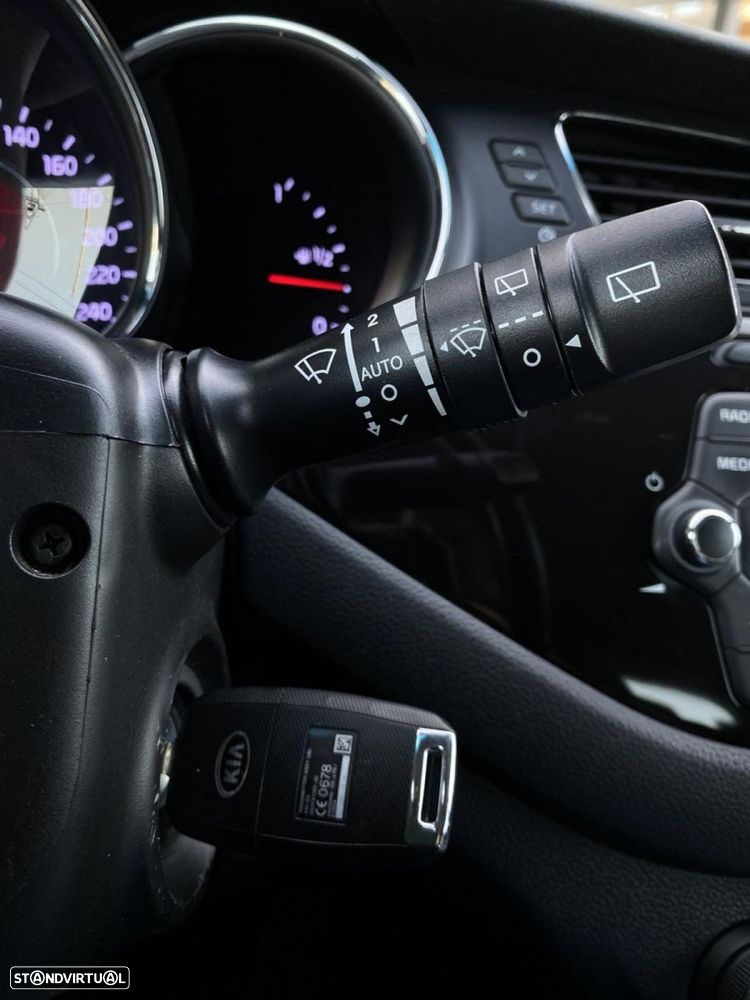 Kia Ceed SW 1.6 CRDi TX - 27