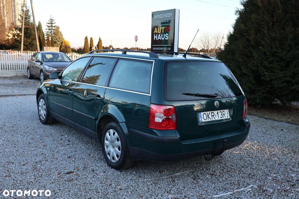 Volkswagen Passat 1.9 TDI Comfortline - 4