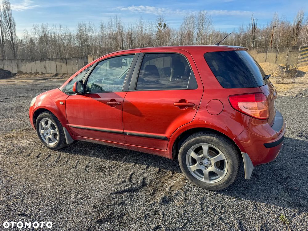 Suzuki SX4 1.6 GS / Premium - 5