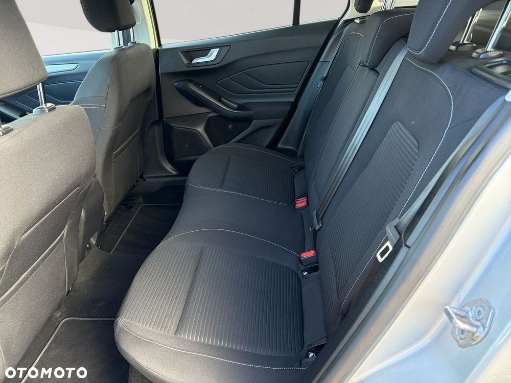 Ford Focus 1.0 EcoBoost Titanium - 22