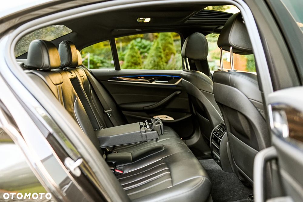 BMW Seria 5 - 16