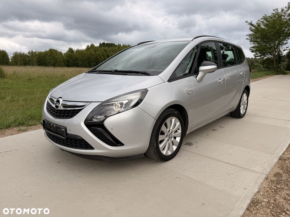 Opel Zafira - 1