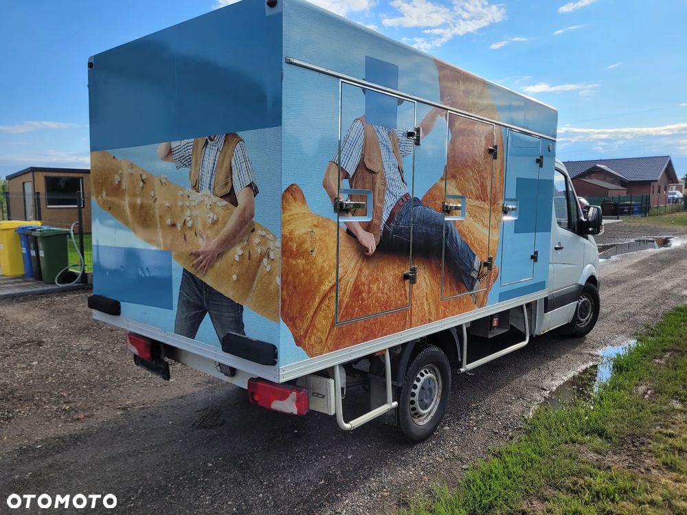 Mercedes-Benz Sprinter - 4