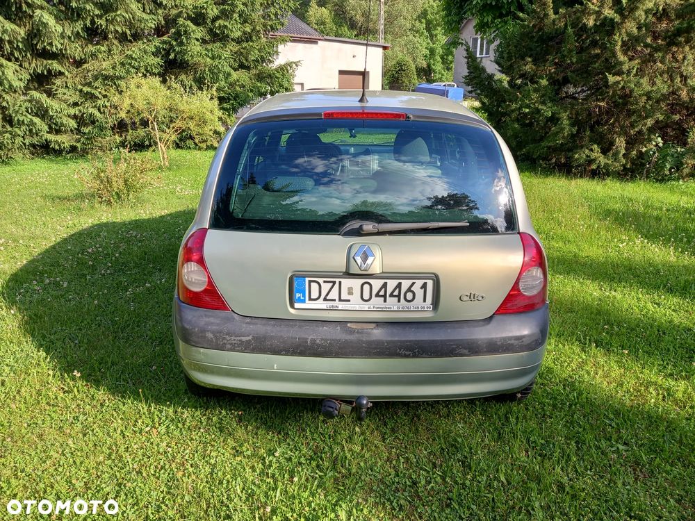Renault Clio - 6