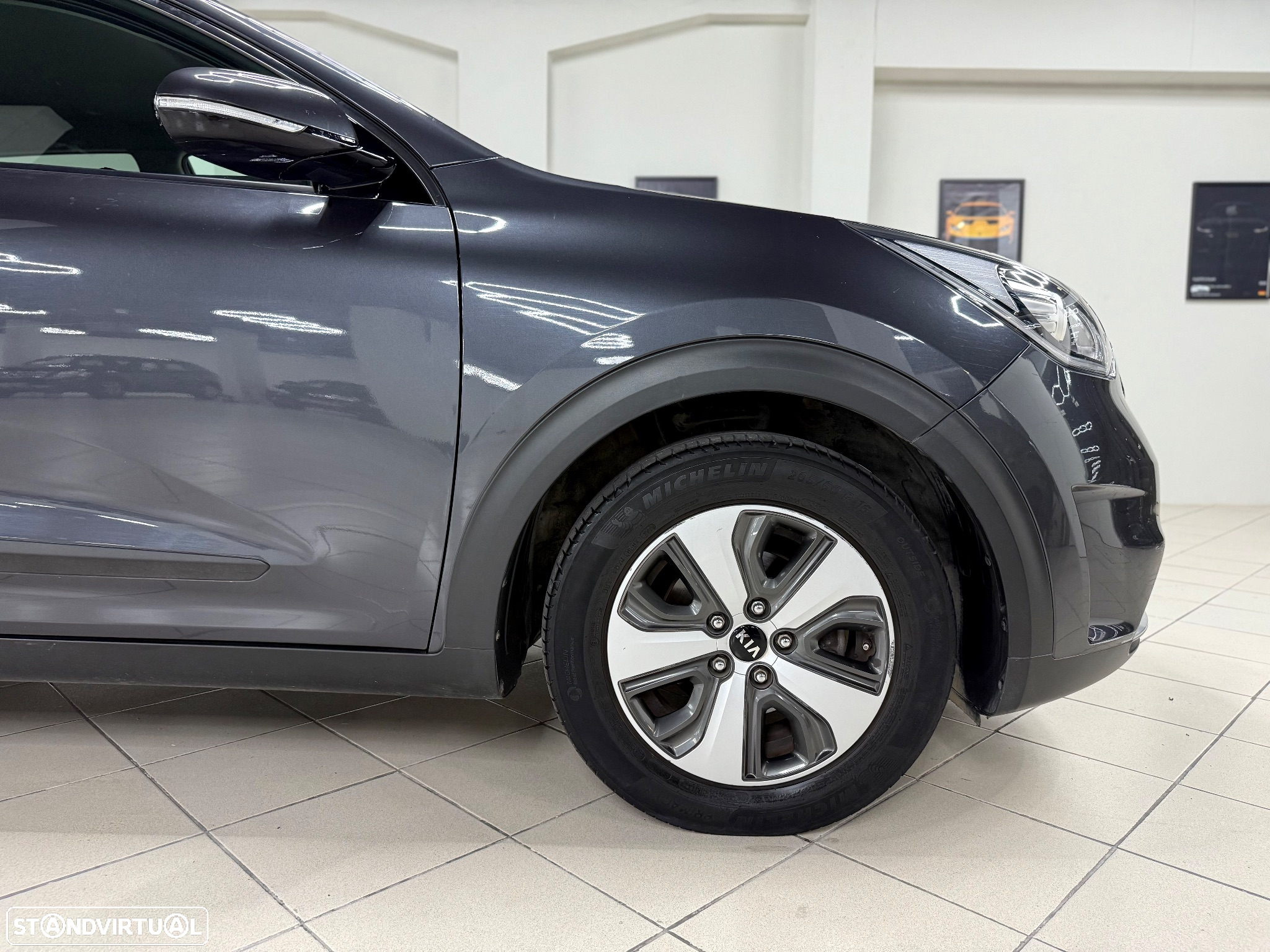 Kia Niro 1.6 GDi HEV Tech - 6