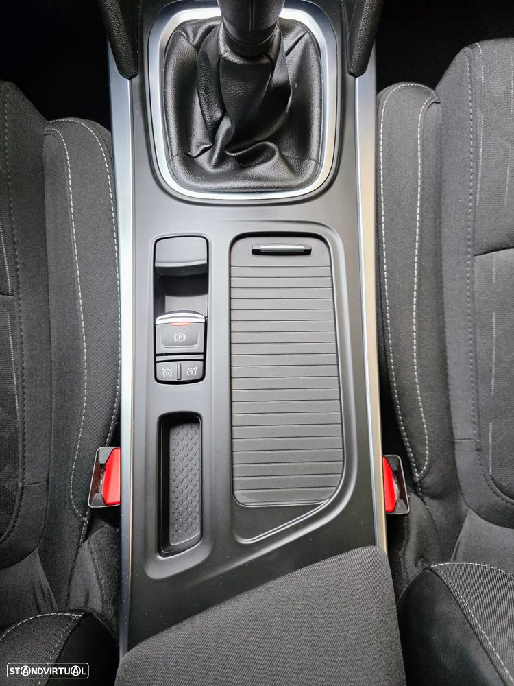 Renault Mégane 1.3 TCe Limited - 34