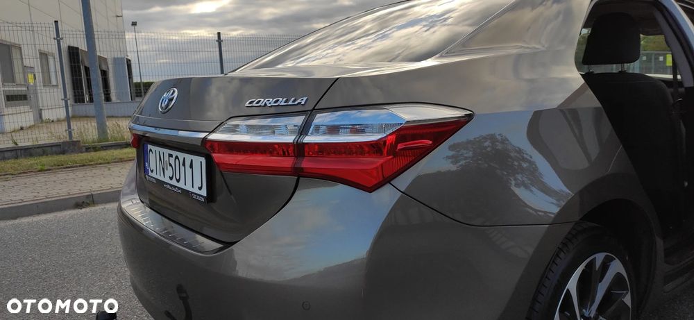 Toyota Corolla 1.6 Prestige - 21