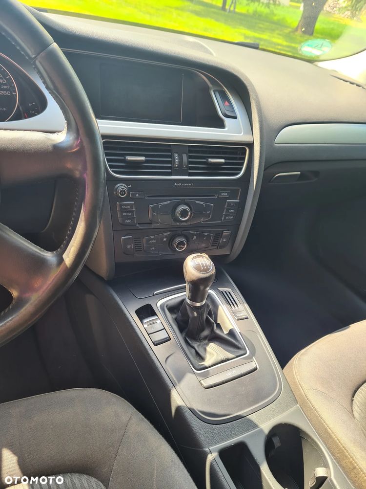 Audi A4 Avant - 14