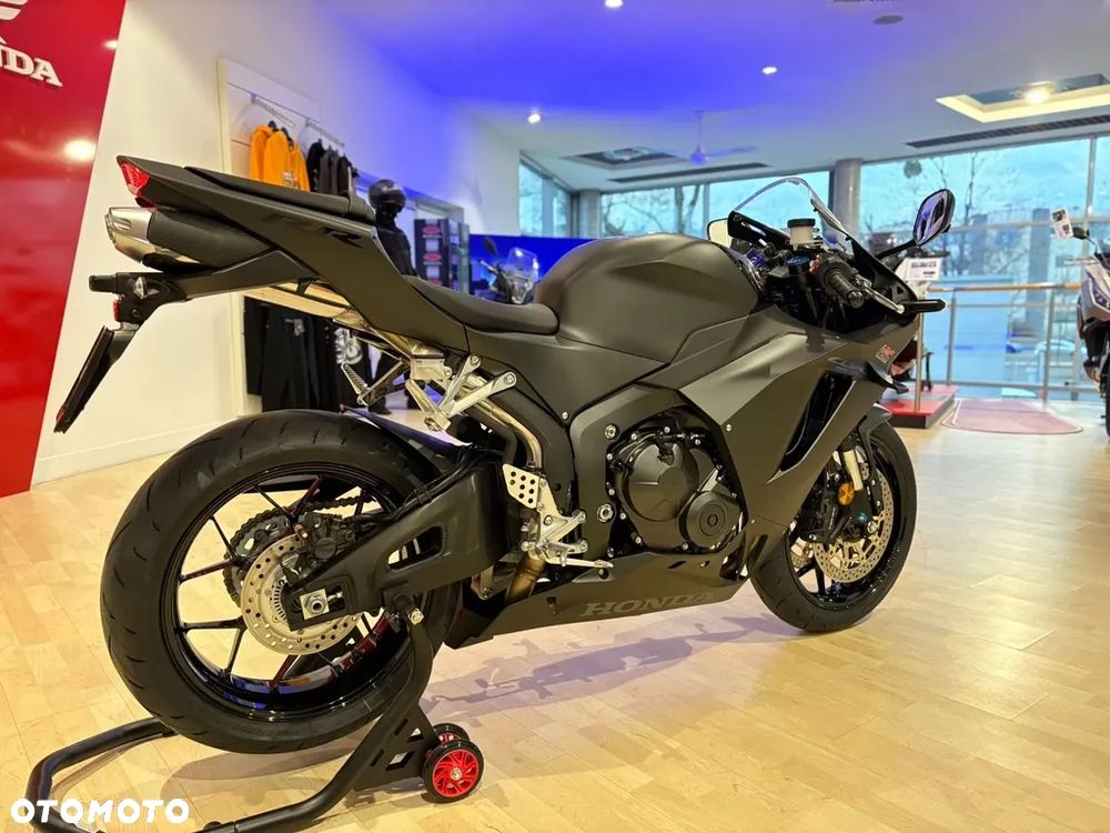 Honda CBR - 10