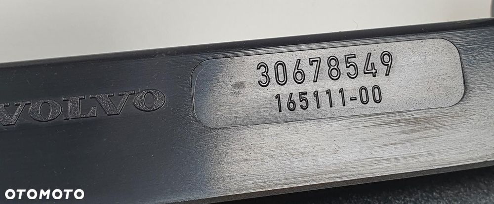 ŚWIATŁO HAMULCA STOP STOPU VOLVO XC70 II 30678549 - 5