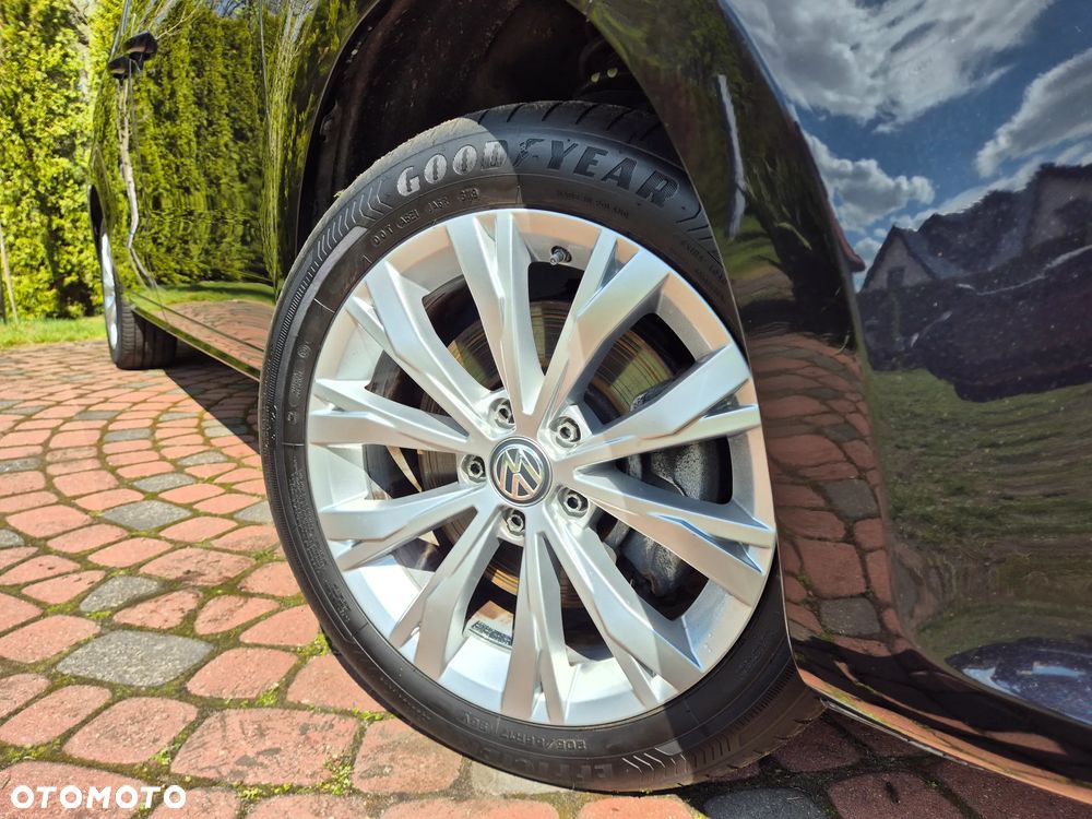 Volkswagen Sharan 2.0 TDI BlueMotion Technology Highline - 21