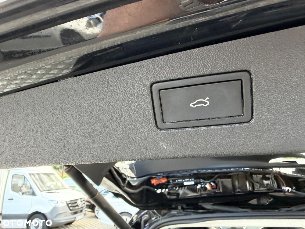Volkswagen Tiguan 2.0 TDI SCR Elegance DSG - 20