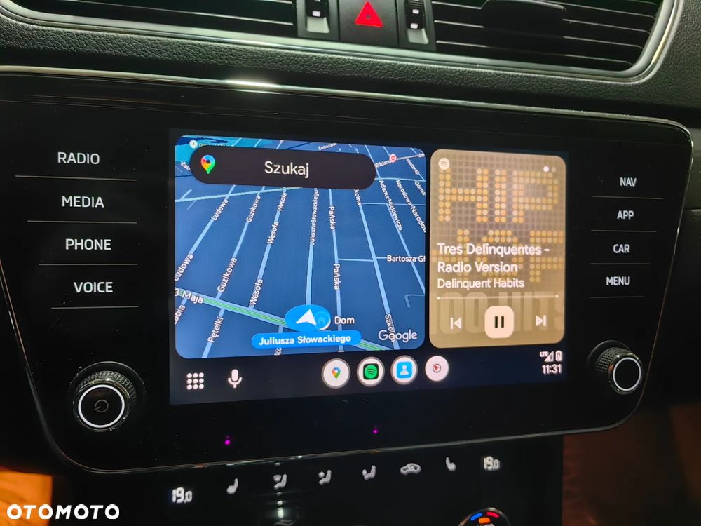 Skoda Superb 2.0 TDI SCR Sportline DSG - 29