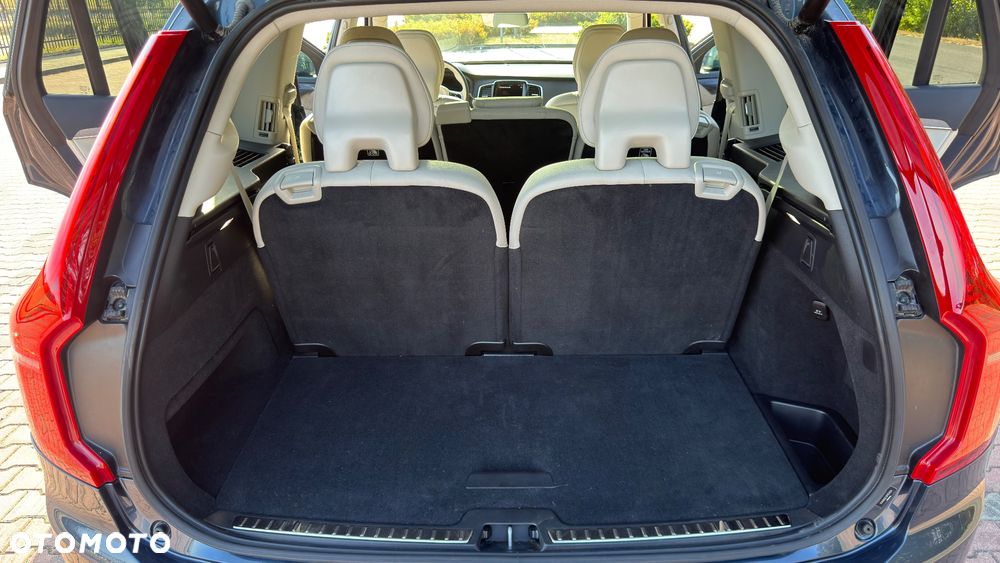 Volvo XC 90 T8 AWD Recharge Plus Bright - 23