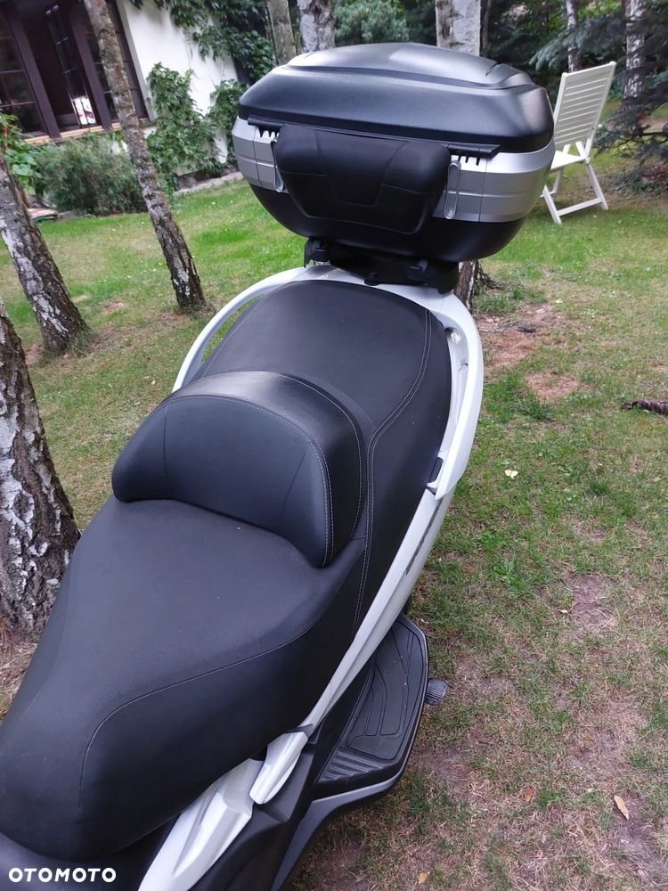 Suzuki Burgman - 6