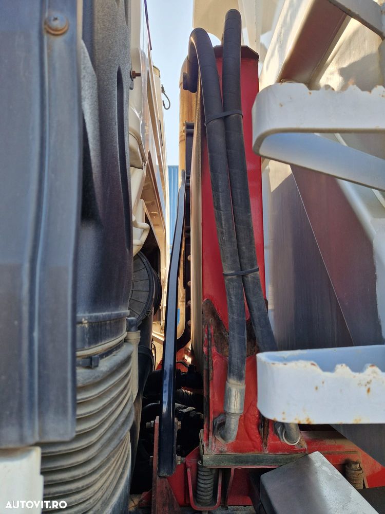 MAN TGX 33.560 AUTOMAT 560 CP BASCULANTA  6x4 - 19