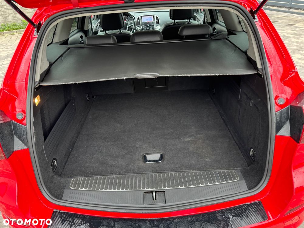 Opel Astra 1.6 Turbo Edition - 22