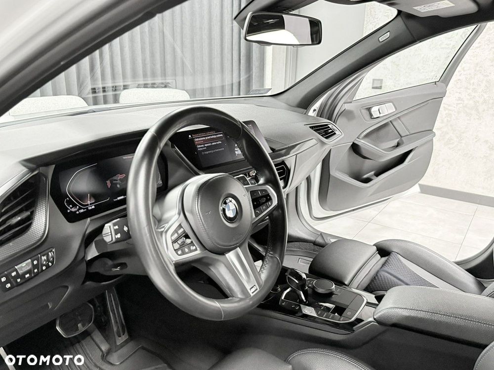 BMW Seria 1 118i M Sport - 37