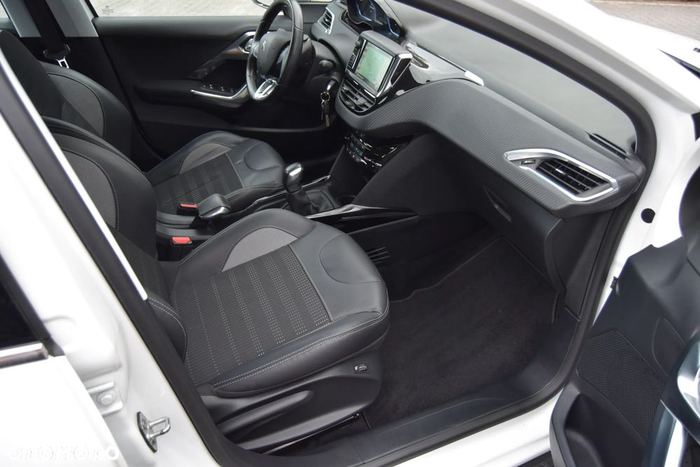 Peugeot 2008 120 VTI Allure - 8