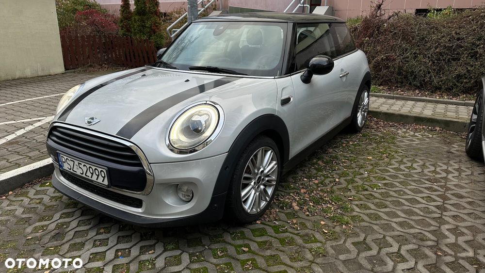 MINI Cooper Standard - 1