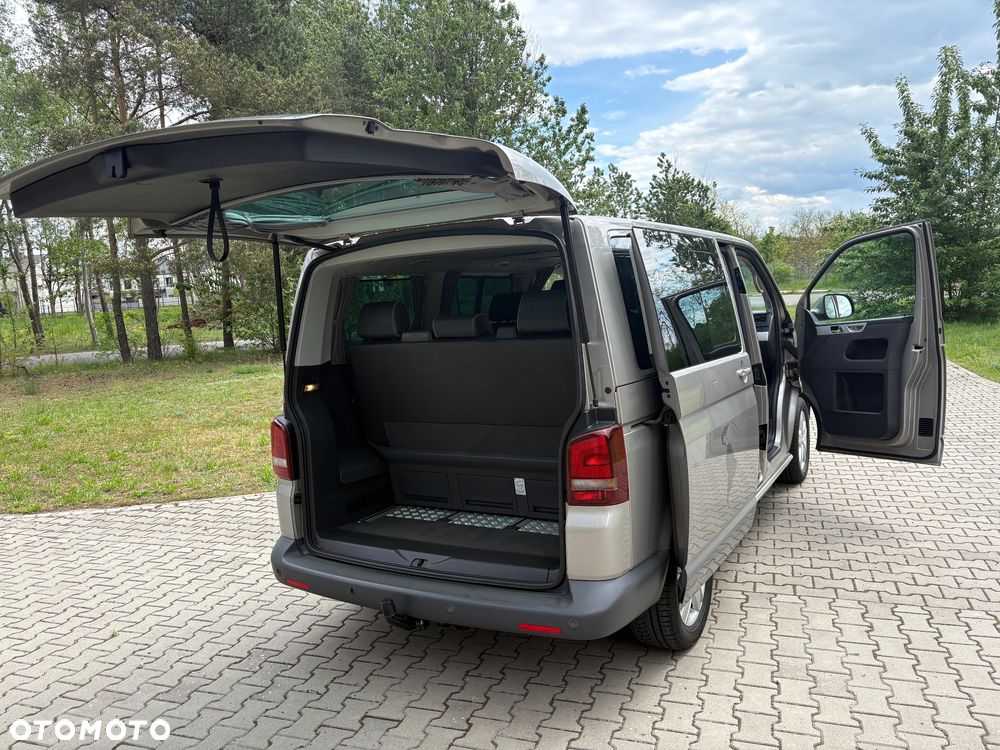 Volkswagen Multivan - 9