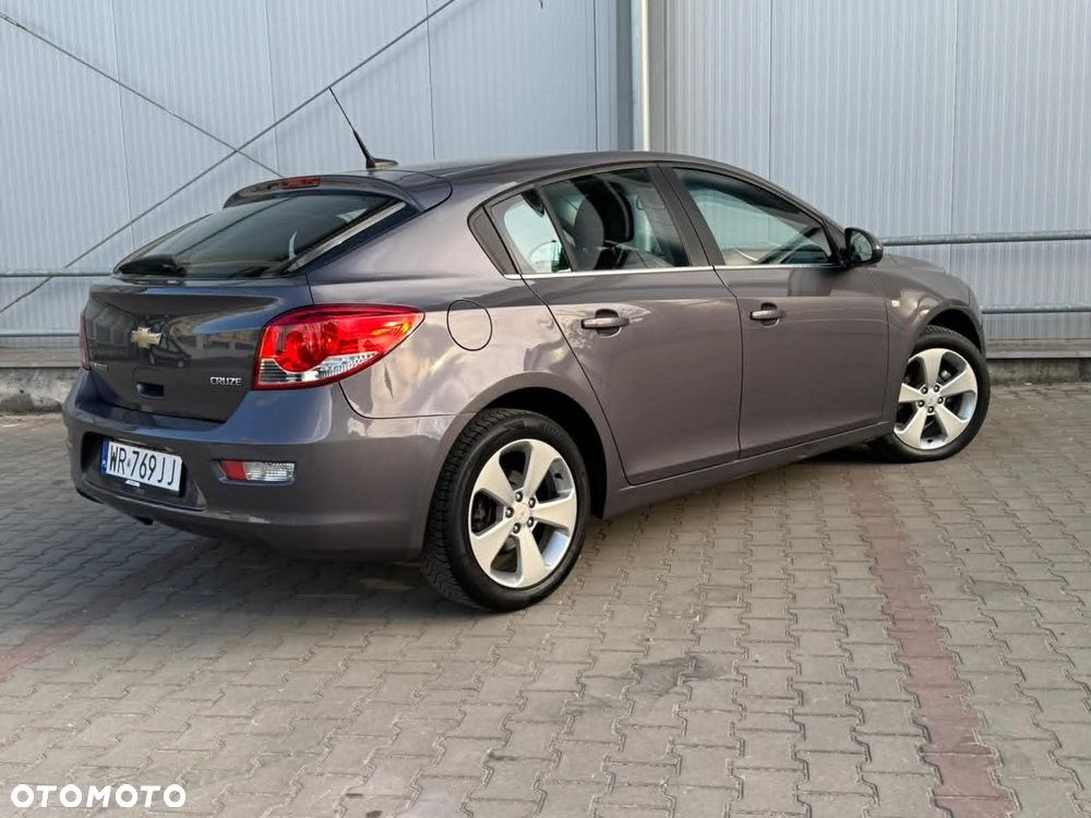 Chevrolet Cruze 1.8 LTZ - 4