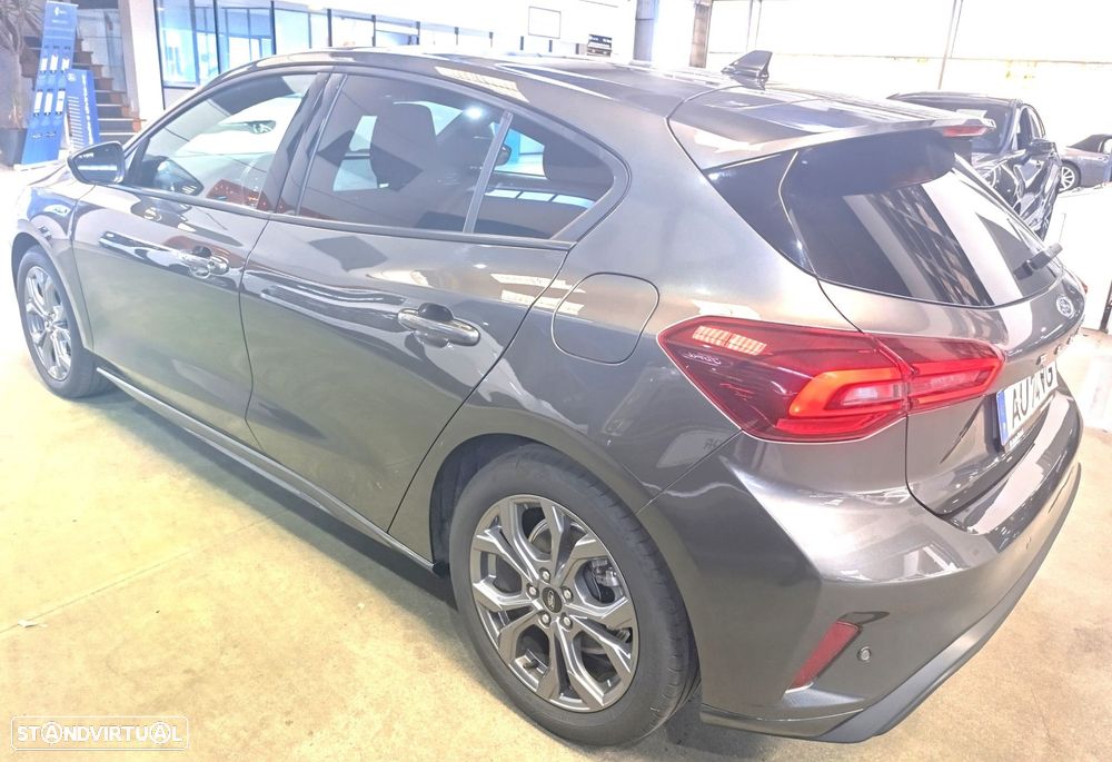 Ford Focus 1.0 EcoBoost MHEV ST-Line - 4