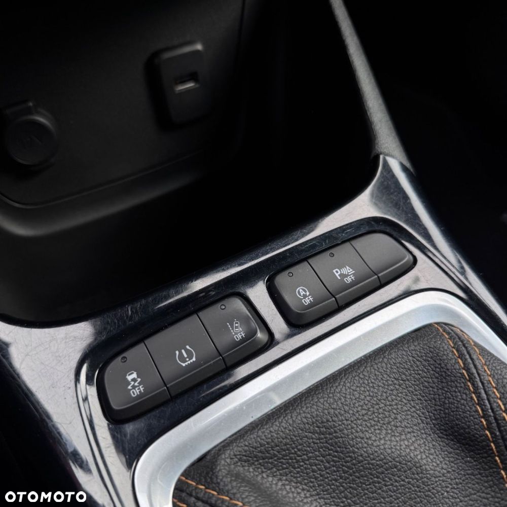 Opel Crossland X - 37