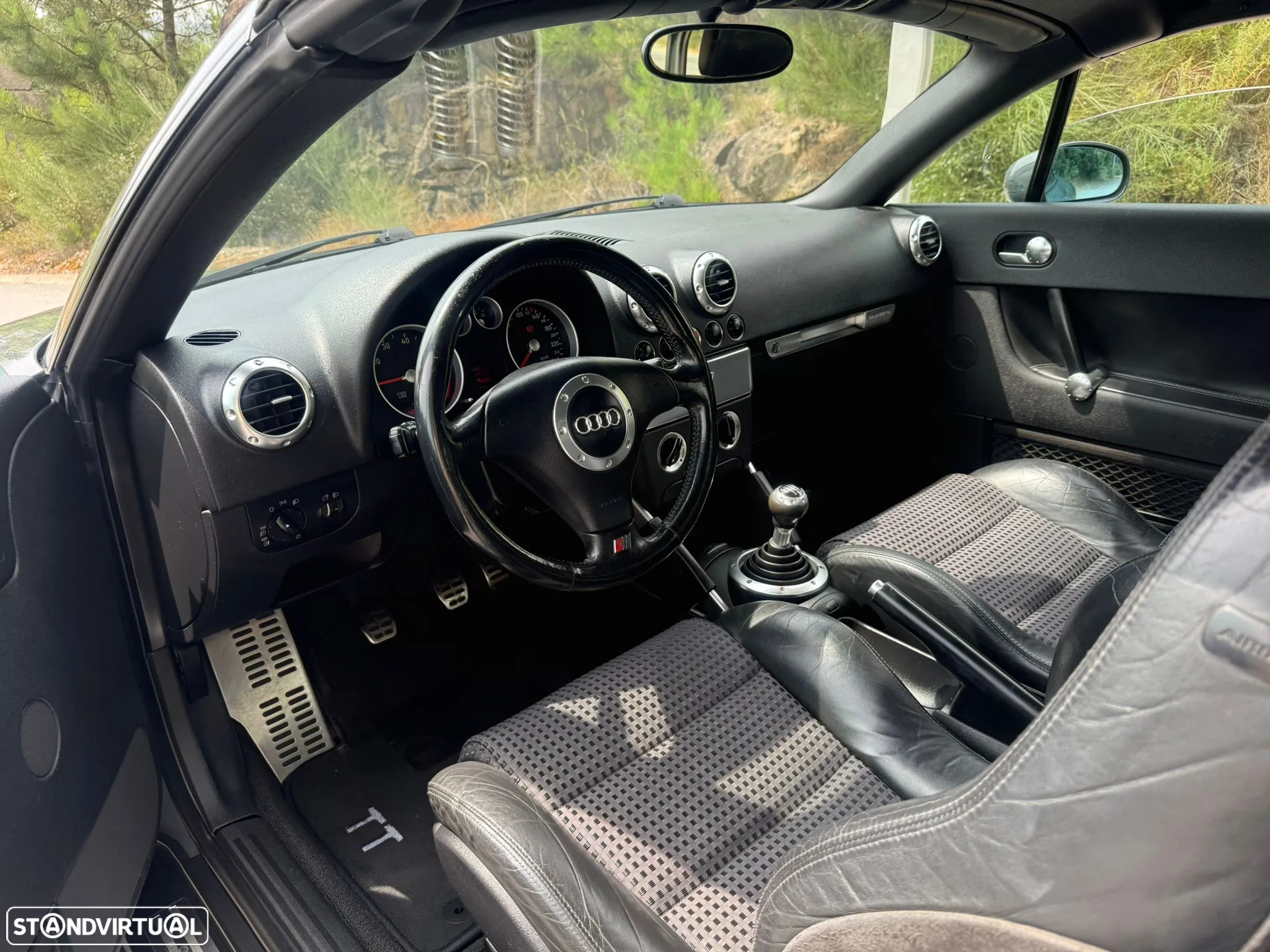 Audi TT Coupé 1.8 T quattro - 28