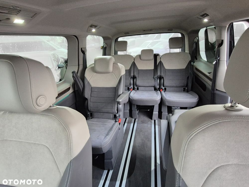 Volkswagen Multivan - 18