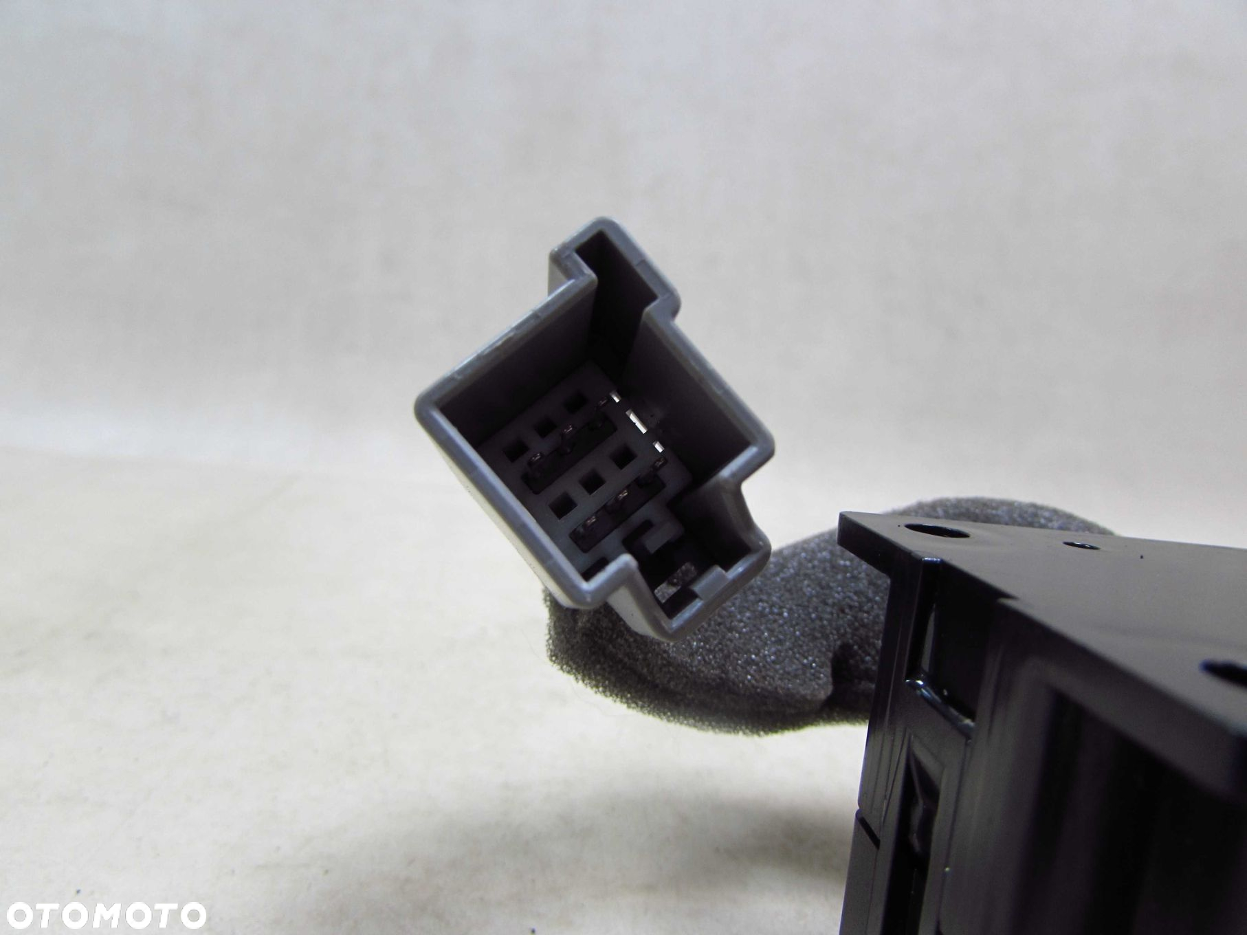VOLVO C70 II LIFT 11- MODUL ODBIORNIK 8676998 - 3
