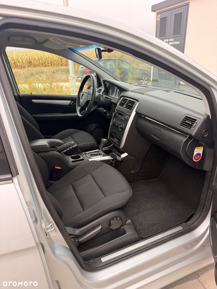 Mercedes-Benz Klasa B 170 Autotronic - 12