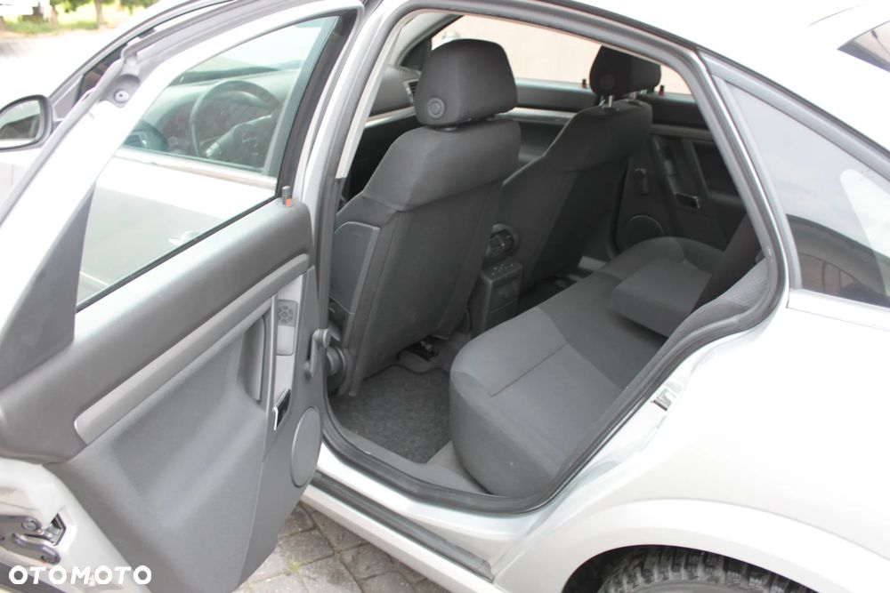 Opel Vectra - 9
