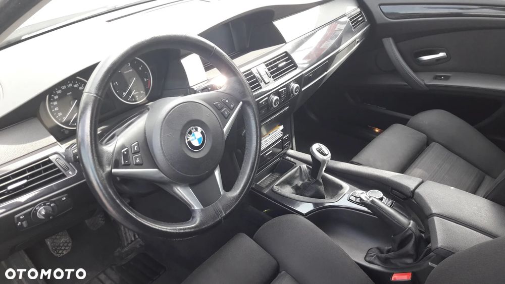 BMW Seria 5 520d - 4