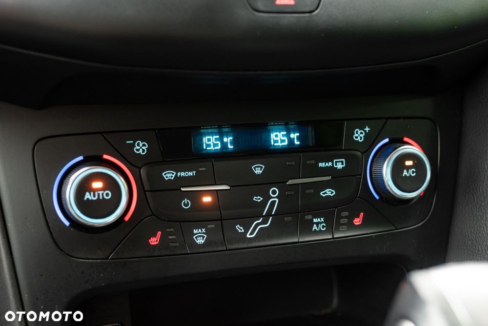Ford Focus 2.0 TDCi SYNC Edition ASS PowerShift - 17