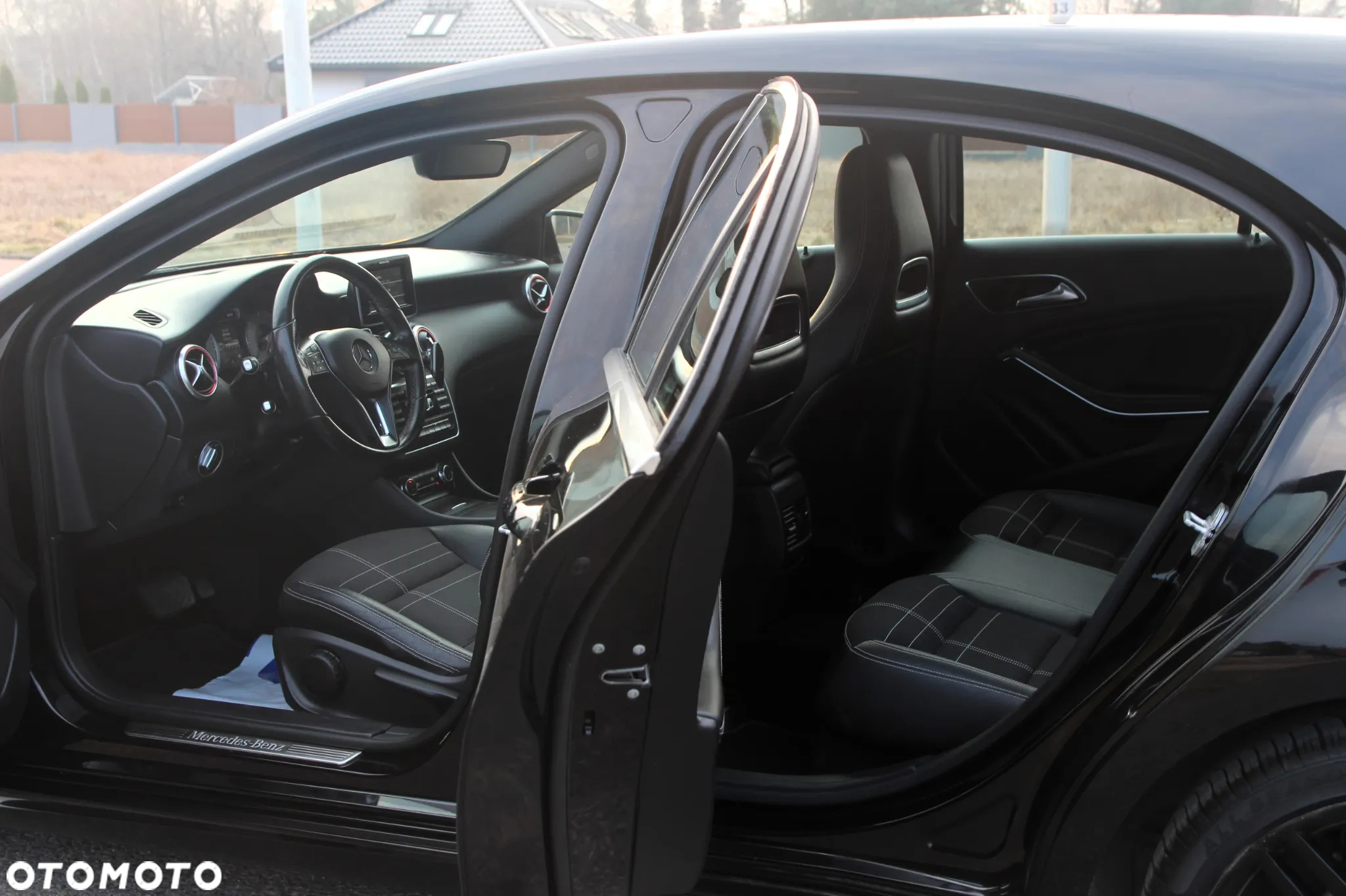 Mercedes-Benz Klasa A 180 d 7G-DCT AMG Line - 23