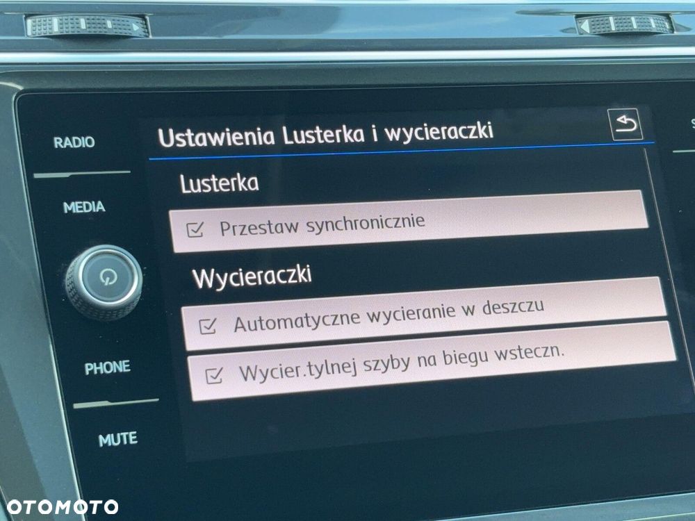 Volkswagen Tiguan 1.5 TSI EVO Trendline - 34
