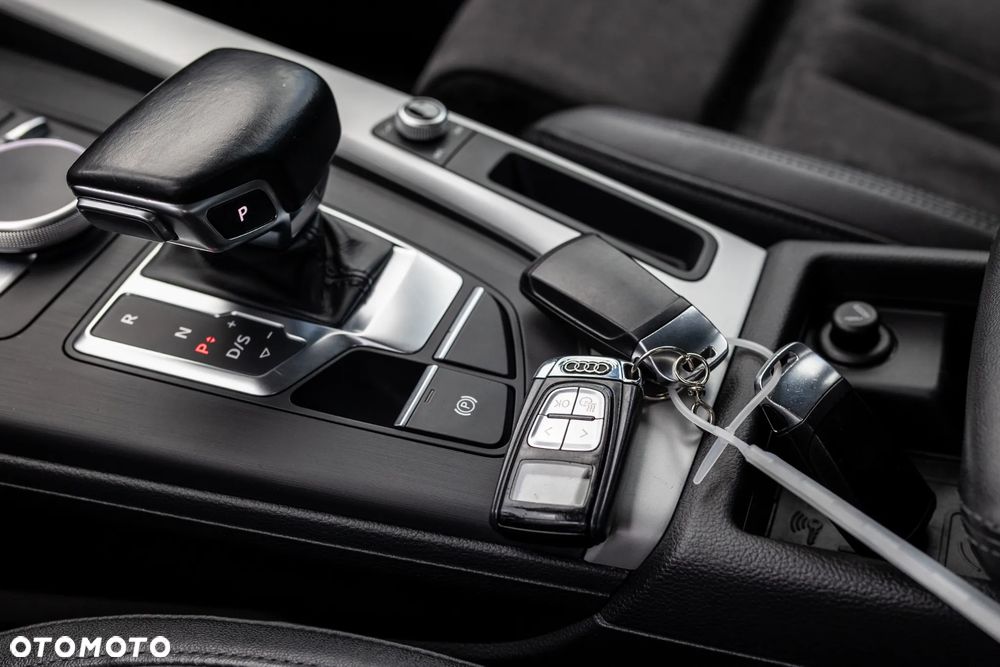 Audi A4 Avant 2.0 TDI S tronic quattro sport - 4