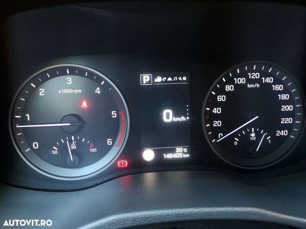 Hyundai Tucson 2.0 CRDI 4WD 6AT Premium+ - 34