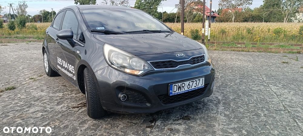 Kia Rio 1.2 Attract - 15