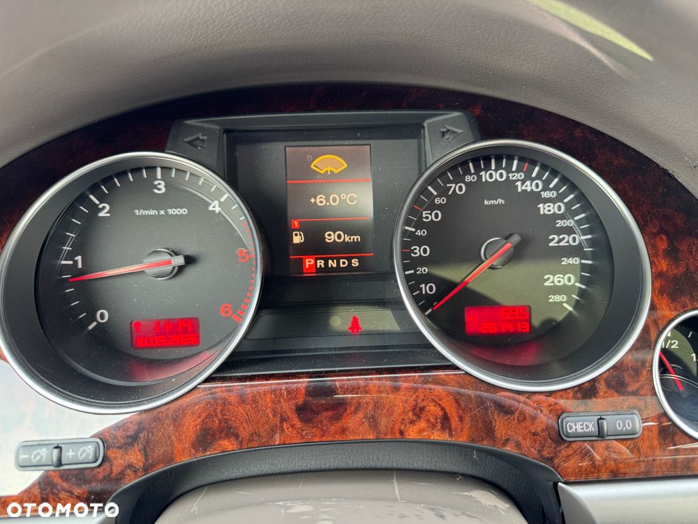 Audi A8 3.0 TDI L Quattro - 27