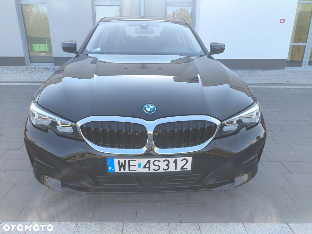 BMW Seria 3 320e - 14