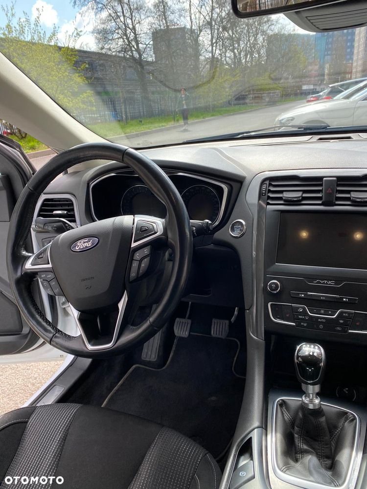 Ford Mondeo 2.0 EcoBlue Titanium - 14
