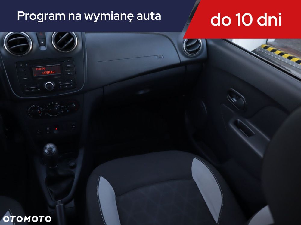 Dacia Sandero - 10