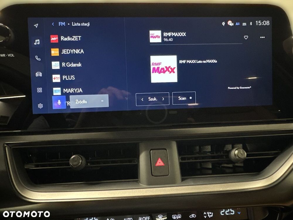 Lexus UX 300h F Sport Design - 23
