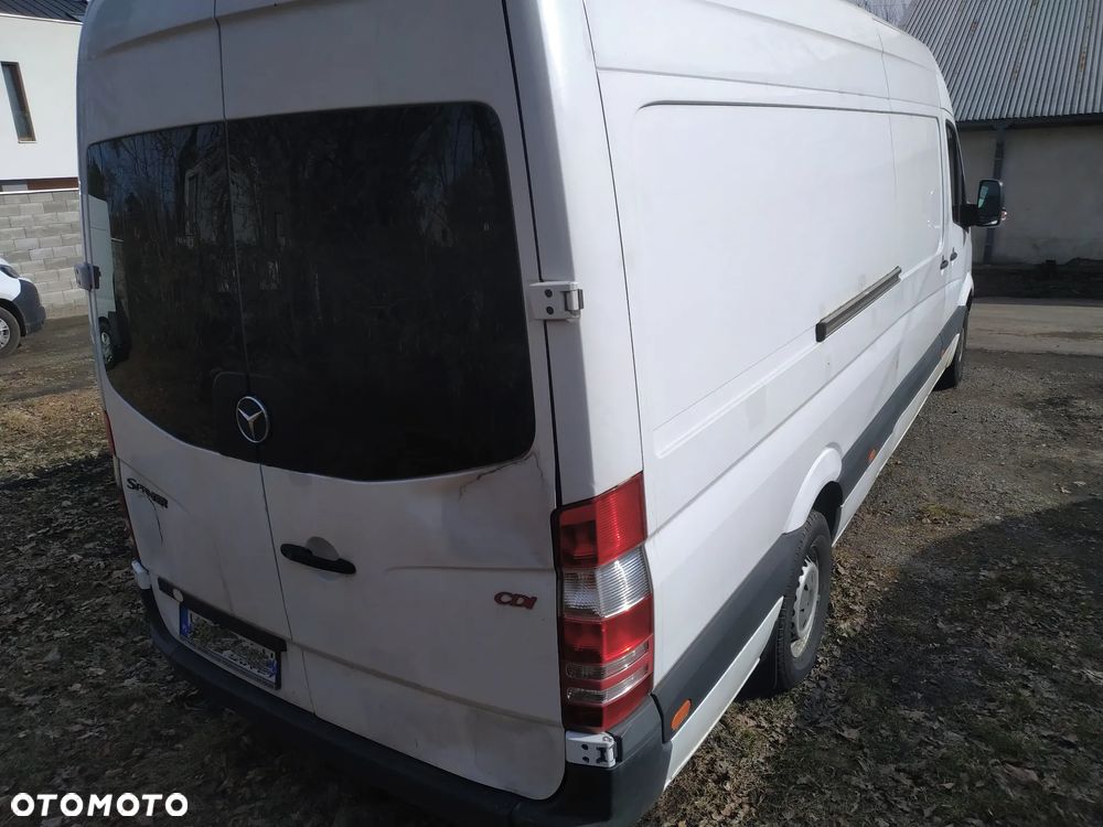 Mercedes-Benz SPRINTER - 6