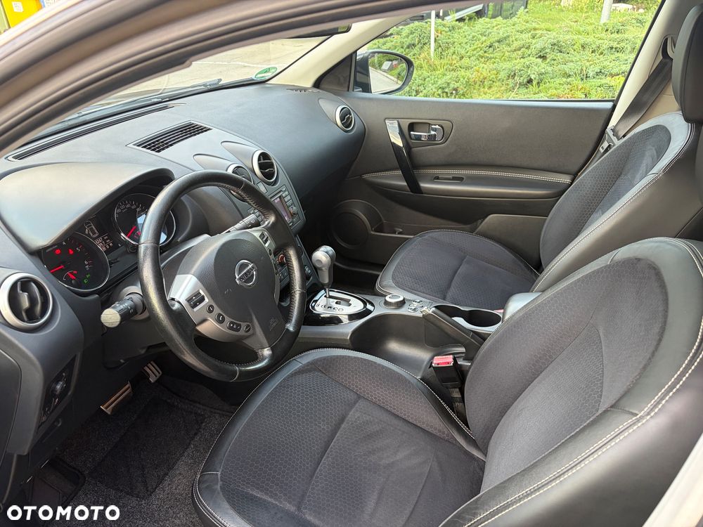 Nissan Qashqai 2.0 dCi 4 x 4 DPF 360 - 13