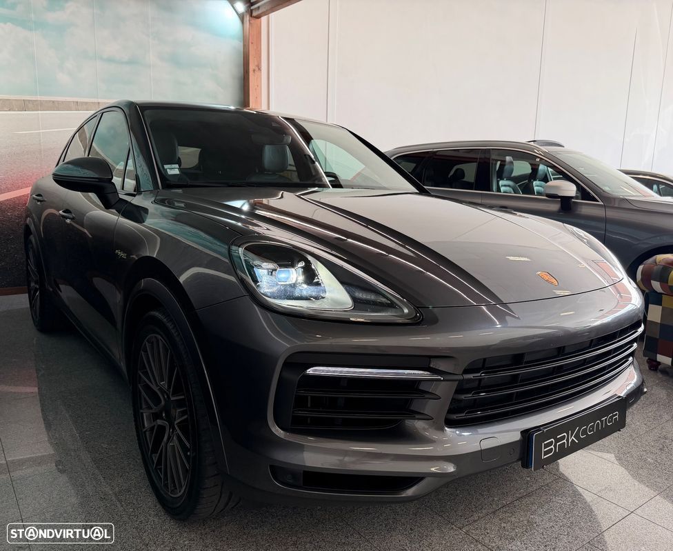 Porsche Cayenne Coupé E-Hybrid Platinum Edition - 3