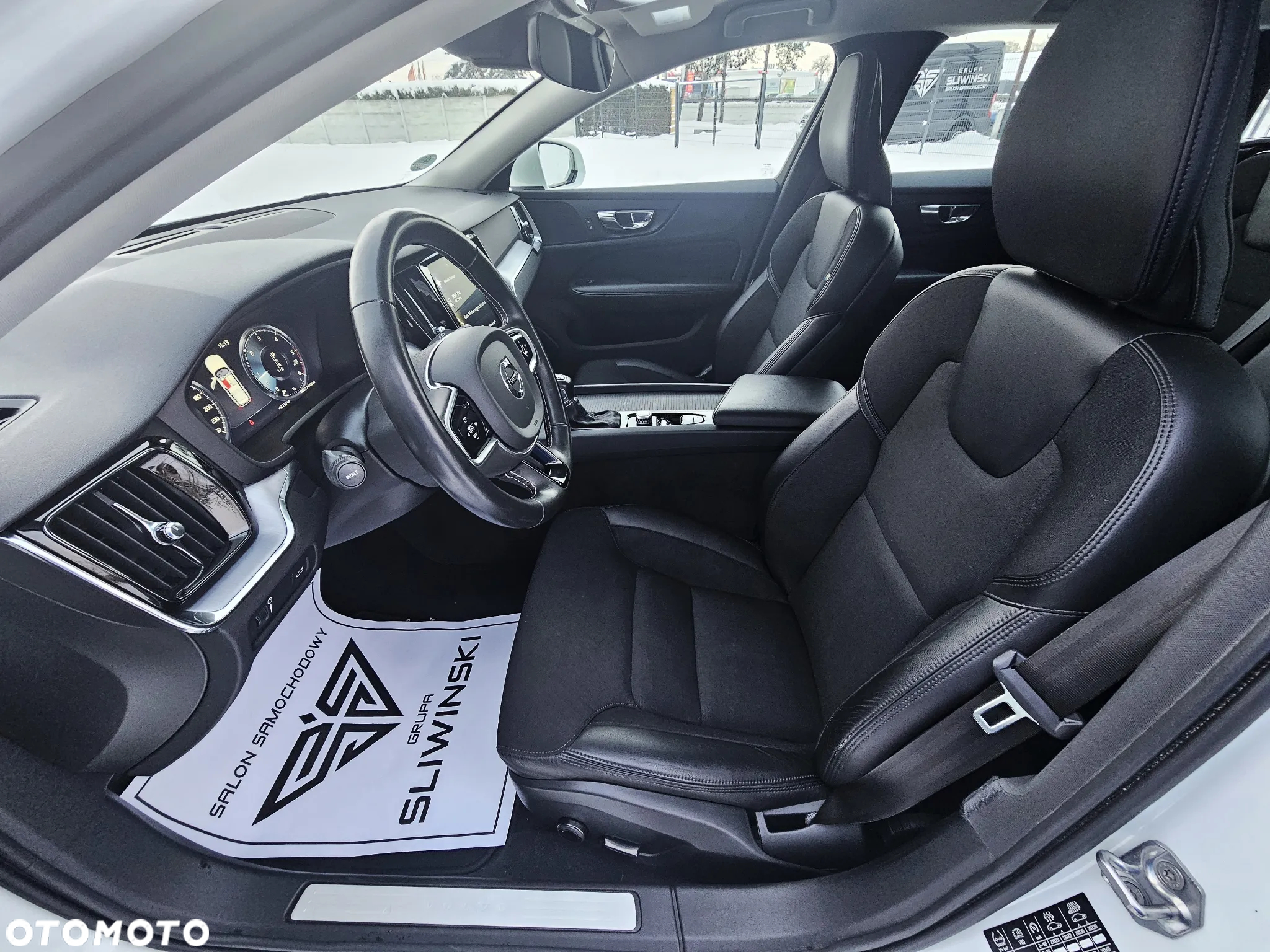 Volvo V60 D4 AWD Momentum - 22