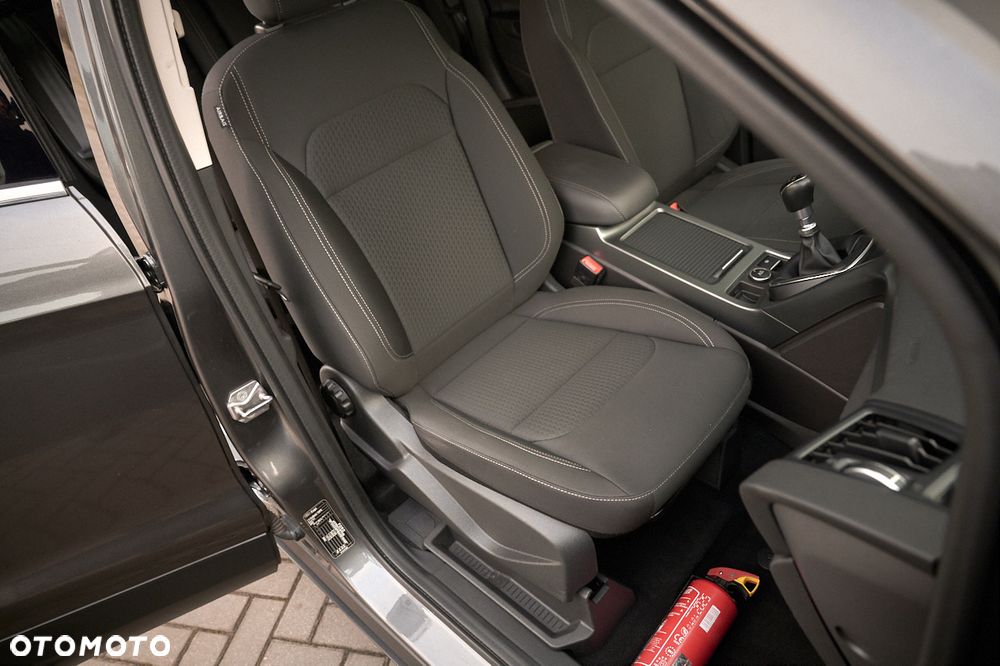 Ford Kuga 1.5 EcoBoost 2x4 Titanium - 27